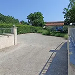 Apartman Apartment Montiron Sisan